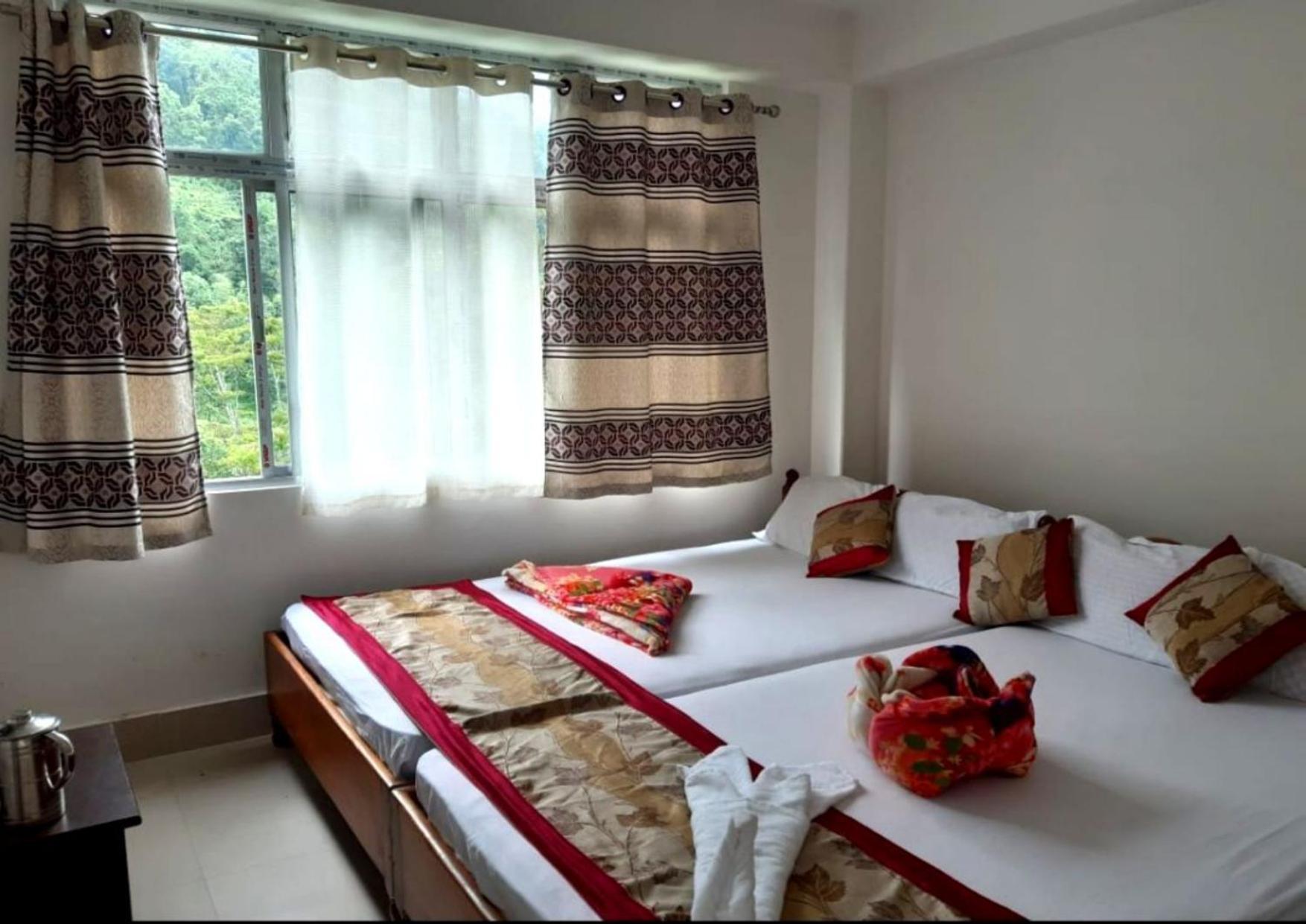 Silk Route Lingtam Resort Extérieur photo