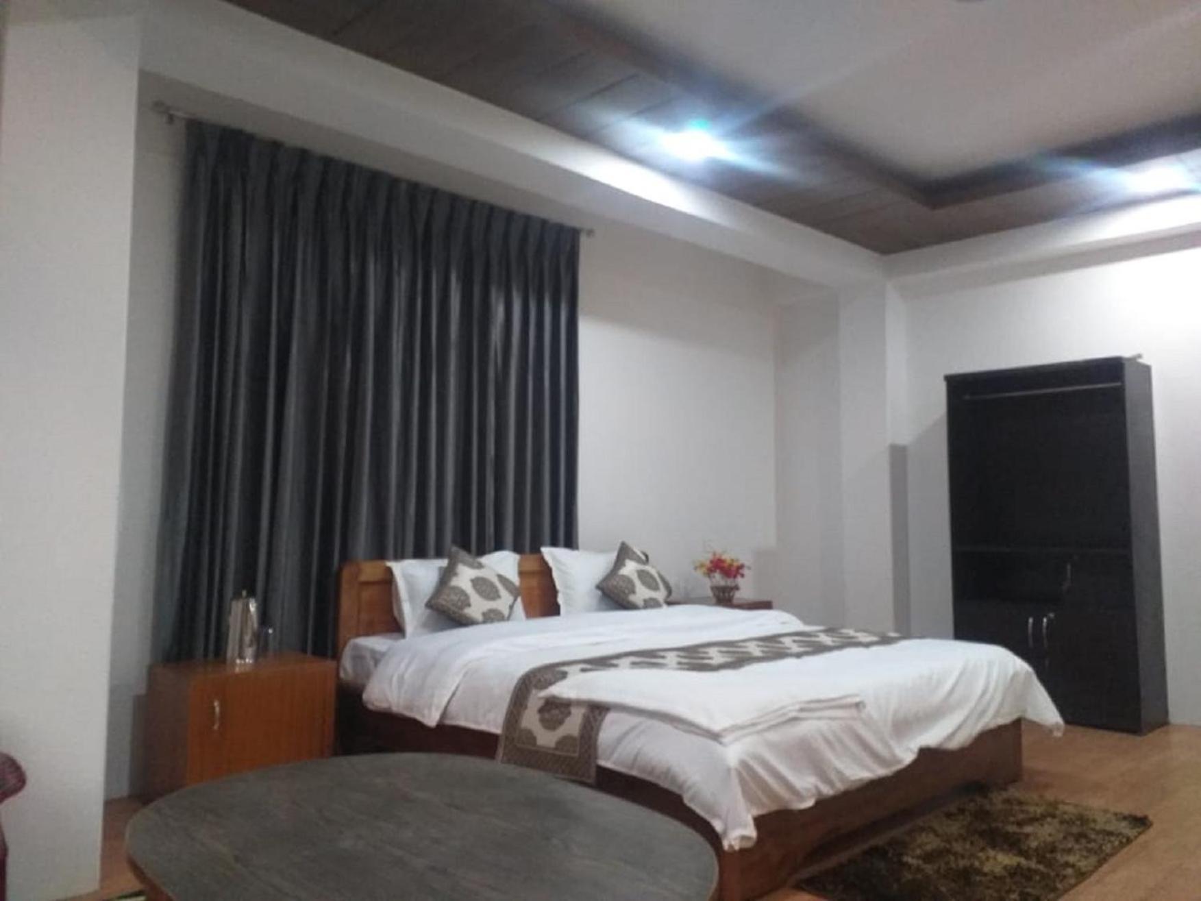 Silk Route Lingtam Resort Extérieur photo